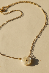 Mother-of-Pearl Flower Pendant Necklace