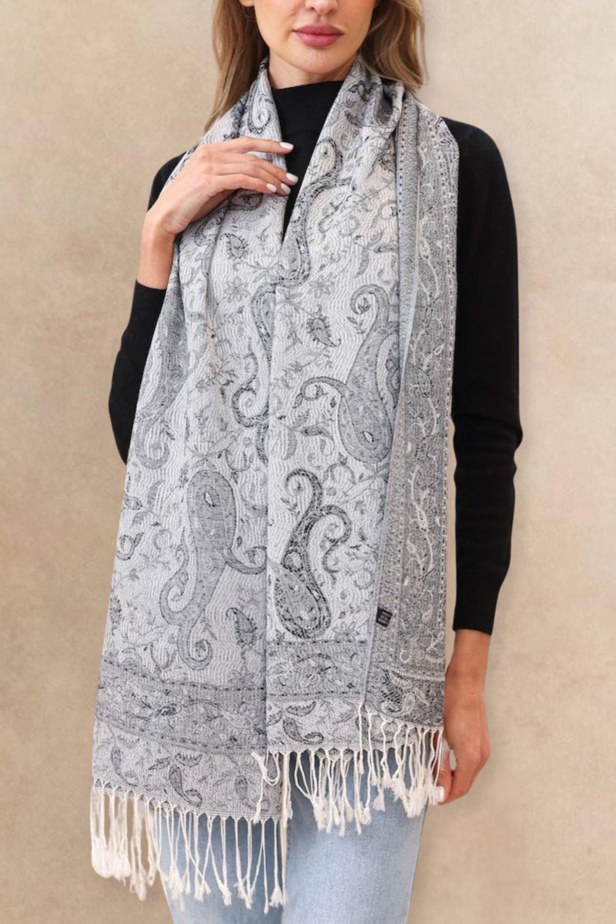 Pashmina Scarf Jacquard Paisley White